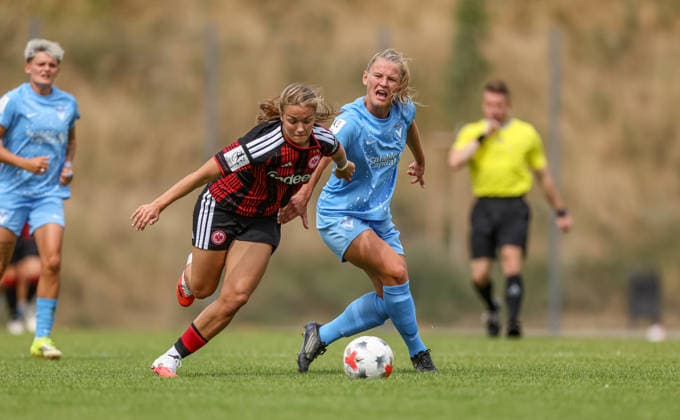 GER, Frankfurt, Eintracht Frankfurt II vs Viktoria Berlin, Vorbereitung, Fussball, DFB, Spielzeit 2026 2027, Sportpark Preungesheim, Testspiel im Bild v.l.: Charlotte Sophie Rohs (Eintracht Frankfurt 9), Toma Ihlenburg (Viktoria Berlin 4) DFB DFL REGULATIONS PROHIBIT ANY USE OF PHOTOGRAPHS AS IMAGE SEQUENCES AND OR QUASI-VIDEO, 26.07.2026 *** GER, Frankfurt, Eintracht Frankfurt II vs. Viktoria Berlin, Preseason, Soccer, DFB, 2026–2027 Season, Sportpark Preungesheim, Friendly Match: Pictured from left: Charlotte Sophie Rohs, Eintracht Frankfurt 9, Toma Ihlenburg, Viktoria Berlin 4. DFB and DFL regulations prohibit any use of photographs as image sequences and or quasi-video. July 26, 2026 Copyright: HMBxMedia HendrikxHamelau