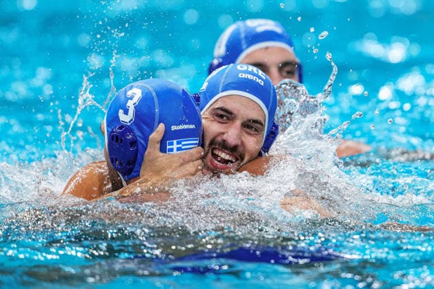 July 26, 2026, Sydney, Nsw, Australia: Greek players celebrate after defeating Hungary in the Men s gold medal match at the 2026 World Aquatics Men s Water polo, Wasserball World Cup Sydney Australia - ZUMAt173 20260726_zsp_t173_064 Copyright: xStephanexThomasx