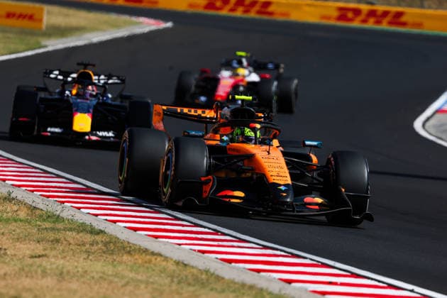 F1 - HUNGARIAN GRAND PRIX 2026 01 NORRIS Lando (gbr), McLaren F1 Team MCL40, action during the Formula 1 Hungarian Grand Prix 2026, 11th round of the 2026 Formula One World Championship, WM, Weltmeisterschaft from July 24 to 26, 2026 on the Hungaroring, in Mogyorod near Budapest, Hungary -  Copyright: xFLORENTxGOODENx