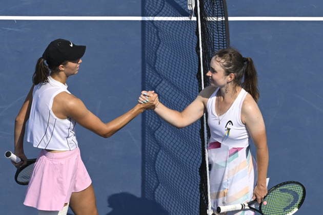 Austria s Lilli Tagger (left) won her first WTA, Tennis Damen Tour title after defeating eighth seed Daria Snigur of Ukraine (right) in final of the women s WTA 250 Livesport Prague Open 2026 tennis tournament in Prague, Czech Republic, on July 26, 2026. (CTKxPhoto MichalxKrumphanzl) CTKPhotoP2026072603695  CTKPhotoP2026072603695