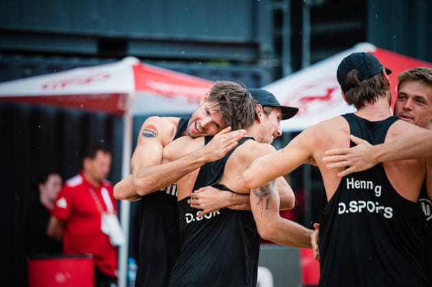 Die Finals 2026 - Beachvolleyball, 26.07.2026 Eintracht Spontent ist deutscher Meister im Beachvolleyball; Die Finals 2026 - Beachvolleyball am 26.07.2026 am Opernplatz, Hannover *** The 2026 Beach Volleyball Finals, July 26, 2026: Eintracht Spontent is the German beach volleyball champion. The 2026 Beach Volleyball Finals took place on July 26, 2026, at Opernplatz in Hanover. Copyright: xBEAUTIFULxSPORTS Tonhäuserx