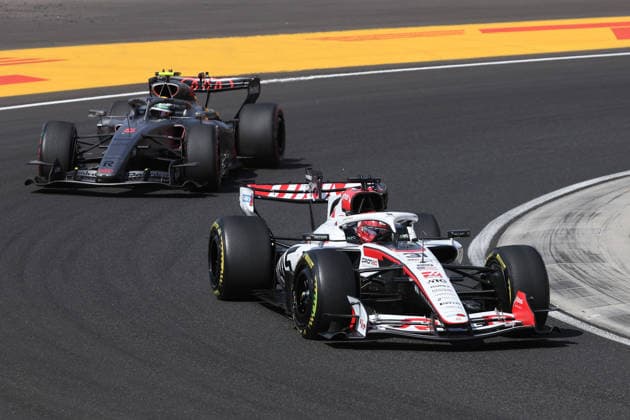 F1 Hungarian Grand Prix 2026 Esteban Ocon of Haas and Gabriel Bortoleto of Audi during the Formula 1 Hungarian Grand Prix at Hungaroring in Budapest, Hungary on July 26, 2026. Budapest Hungary  Copyright: xJakubxPorzyckix originalFilename:porzycki-f1hungar260726_npYEJ.jpg