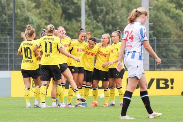 26.07.2026, xgrfx, Fussball Testspiel Frauen , Borussia Dortmund - SC Heerenveen v.l. Tor, Annika Enderle zum 1:0 (Borussia Dortmund) (DFL DFB REGULATIONS PROHIBIT ANY USE OF PHOTOGRAPHS as IMAGE SEQUENCES and or QUASI-VIDEO) Trainingsgelände Hohenbuschei *** July 26, 2026, xgrfx, Women s Soccer Friendly Match, Borussia Dortmund vs. SC Heerenveen (goal), Annika Enderle, 1–0 Borussia Dortmund. DFL and DFB regulations prohibit any use of photographs as image sequences and or quasi-video. Hohenbuschei Training Facility