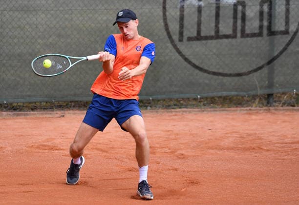 Tennis 1. Herren Bundesliga Saison 2026 TC Bredeney - Kölner THC Stadion Rot-Weiss am 26.07.2026 am Zeißbogen in Essen Guy den Ouden ( TC Bredeney ) Nordrhein-Westfalen Deutschland *** Men s Tennis 1 Bundesliga, 2026 Season, TC Bredeney vs. Kölner THC, Rot Weiss Stadium, July 26, 2026, at Zeißbogen in Essen, Guy den Ouden, TC Bredeney, North Rhine-Westphalia, Germany