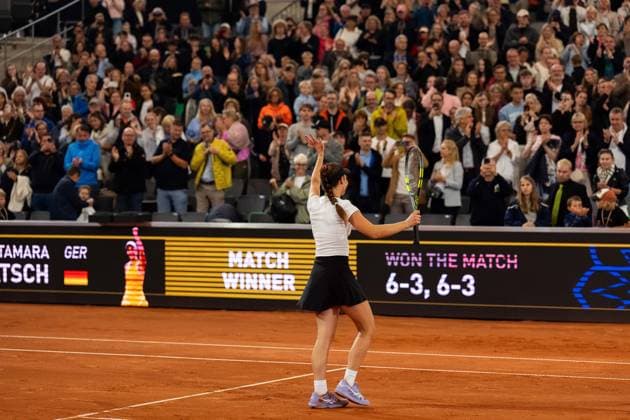 Tamara Korpatsch (GER) jubelt Jubel nach Sieg Spielende vor dem Publikum, GER, Anna Bondar vs Tamara Korpatsch, Tennis, MSC Hamburg Ladies Open WTA, Tennis Damen 250, Finale, 26.07.2026 GER, Anna Bondar vs Tamara Korpatsch, Tennis, MSC Hamburg Ladies Open WTA 250, Finale, 26.07.2026 Hamburg *** Tamara Korpatsch (GER) celebrates her victory in front of the crowd at the end of the match, GER, Anna Bondar vs. Tamara Korpatsch, Tennis, MSC Hamburg Ladies Open WTA 250, Final, July 26, 2026, GER, Anna Bondar vs. Tamara Korpatsch, Tennis, MSC Hamburg Ladies Open WTA 250, Final, July 26, 2026, Hamburg Copyright: xEibner-Pressefoto MaxxVincenx EP_MVN