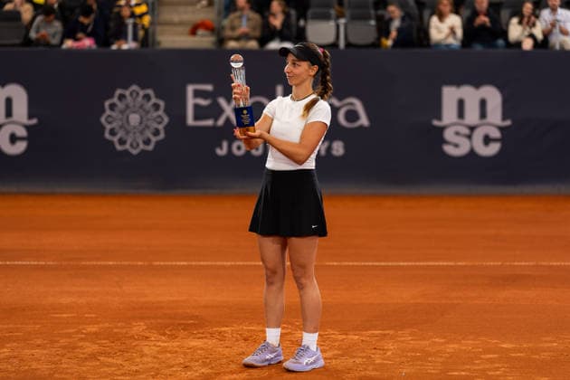 Tamara Korpatsch (GER) jubelt Jubel nach Sieg Spielende mit dem Pokal, GER, Anna Bondar vs Tamara Korpatsch, Tennis, MSC Hamburg Ladies Open WTA, Tennis Damen 250, Finale, 26.07.2026 GER, Anna Bondar vs Tamara Korpatsch, Tennis, MSC Hamburg Ladies Open WTA 250, Finale, 26.07.2026 Hamburg *** Tamara Korpatsch (GER) celebrates with the trophy after winning the match, GER, Anna Bondar vs. Tamara Korpatsch, Tennis, MSC Hamburg Ladies Open WTA 250, Final, July 26, 2026, GER, Anna Bondar vs. Tamara Korpatsch, Tennis, MSC Hamburg Ladies Open WTA 250, Final, July 26, 2026, Hamburg Copyright: xEibner-Pressefoto MaxxVincenx EP_MVN