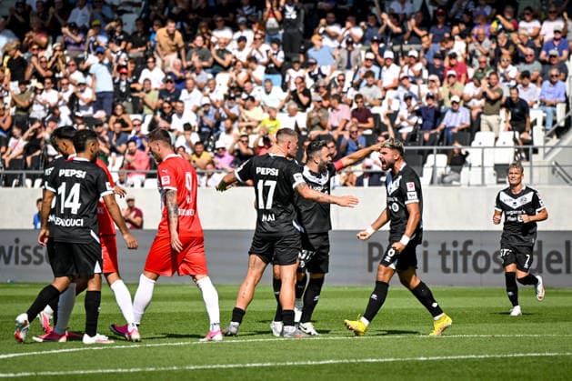 26 07 2026, Lugano, AIL Arena, Super League: FC Lugano - FC Vaduz, 6 Antonios Papadopoulos (Lugano) celebrates his goal with 11 Renato Steffen (Lugano) and 17 Lars Lukas Mai (Lugano) Lugano AIL Arena Ticino Switzerland *** July 26, 2026, Lugano, AIL Arena, Super League: FC Lugano vs. FC Vaduz; No. 6 Antonios Papadopoulos (Lugano) celebrates his goal with No. 11 Renato Steffen (Lugano) and No. 17 Lars Lukas Mai (Lugano); Lugano, AIL Arena, Ticino, Switzerland Copyright: xJustPictures.ch AndreaxBrancax jp-en-AnBr-AB_26072026_7854
