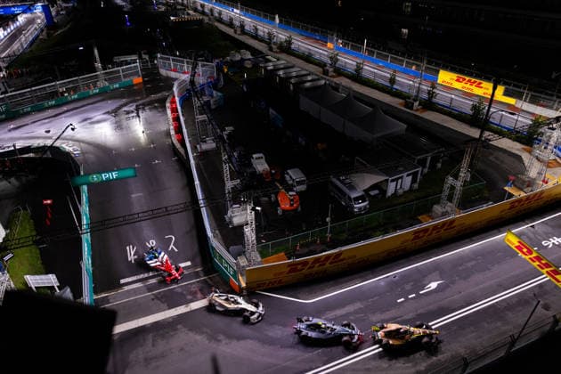 2026 FORMULA E TOKYO ePRIX 01 ROWLAND Oliver (gbr), Nissan Formula E Team, Nissan e-4ORCE 05, action during the Tokyo ePrix, 14th and 15th round of the 2025-26 ABB FIA Formula E World Championship, WM, Weltmeisterschaft on the Tokyo Street Circuit from July 24 to 26, 2026 in Tokyo, Japan - TokyoJapan  Copyright: xDamienxDoumerguex