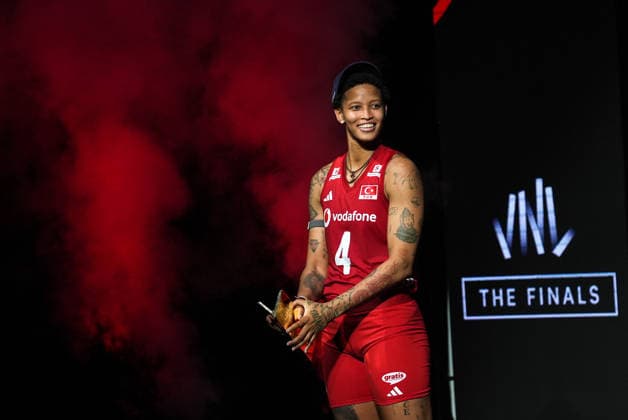 Turkiye win 2nd Women’s Nations League title with victory over Brazil MACAO, CHINA - JULY 26: Melissa Vargas (4) of Turkiye receives the MVP award of VNL after winning the 2026 FIVB Volleyball Nations League (VNL) women s final match against Brazil at the East Asian Games Dome in Macao, China, on July 26, 2026. Turkiye’s national women’s volleyball team defeated Brazil 3-1 in the 2026 FIVB Volleyball Nations League final to win the tournament for the second time in their history. Dilara Irem Sancar Anadolu Macao China. Editorial use only. Please get in touch for any other usage.  Copyright: x2026xAnadoluxDilaraxIremxSancarx