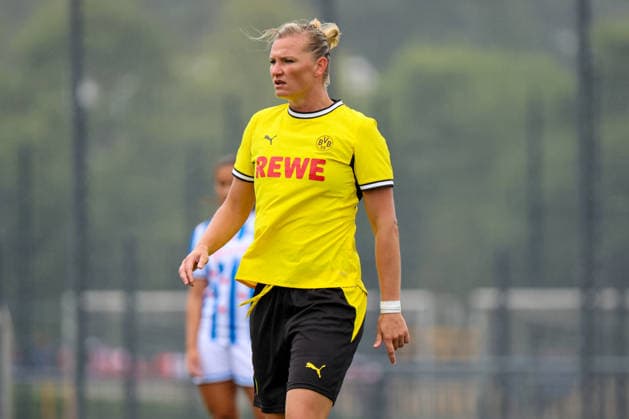 Dortmund, Deutschland: 26.07.2026 - Testspiel - BVB Frauen vs. SC Heerenveen Frauen Im Bild: Alexandra Popp (BVB) *** Dortmund, Germany, July 26, 2026: Friendly match between BVB Women and SC Heerenveen Women. Pictured: Alexandra Popp (BVB) Copyright: HMBxMedia MadeleinexFantini