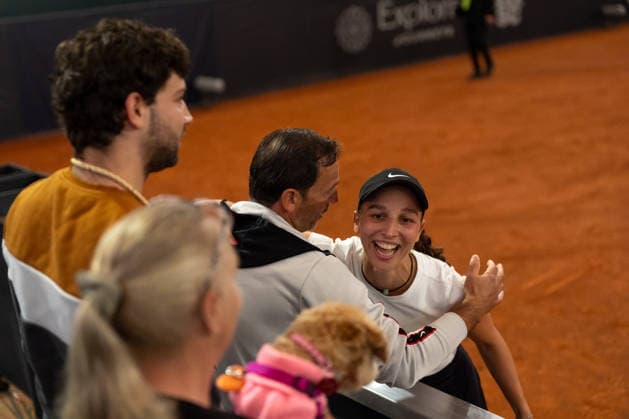 MSC Hamburg Ladies Open - Day 7 Fifth seed Tamara Korpatsch of Germany celebrates after winning the singles final against fourth seed Anna Bondar of Hungary at the 2026 MSC Hamburg Ladies Open women s tennis tournament at Am Rothenbaum in Hamburg, Germany. Hamburg Hamburg Germany  Copyright: xOwenxHammondx originalFilename:hammond-2026msch260726_npxQ4.jpg