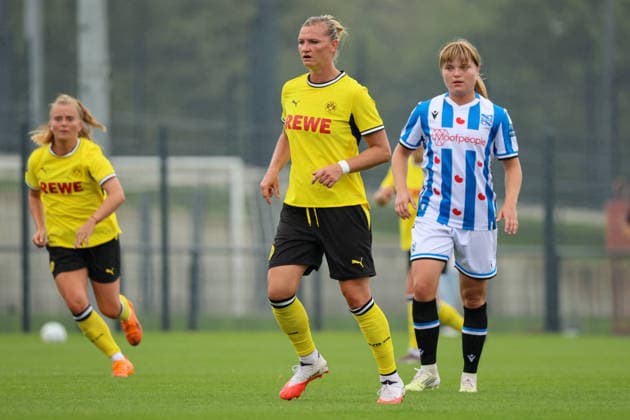 Dortmund, Deutschland: 26.07.2026 - Testspiel - BVB Frauen vs. SC Heerenveen Frauen Im Bild: Alexander Popp (BVB) *** Dortmund, Germany, July 26, 2026: Friendly match between BVB Women and SC Heerenveen Women. Pictured: Alexander Popp, BVB Copyright: HMBxMedia MadeleinexFantini