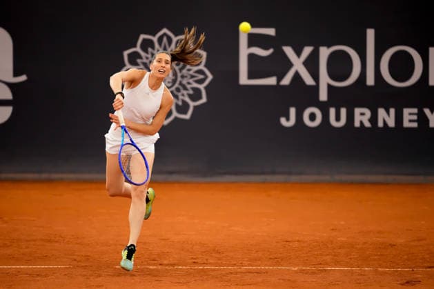 MSC Hamburg Ladies Open - Day 7 Andrea Petkovic of Germany plays during an exhibition match against Martina Hingis of Switzerland at the 2026 MSC Hamburg Ladies Open women s tennis tournament at Am Rothenbaum in Hamburg, Germany. Hamburg Hamburg Germany  Copyright: xOwenxHammondx originalFilename:hammond-2026msch260726_npRpN.jpg