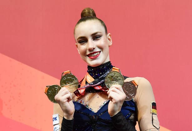 26.07.2026, xhbx, Turnen Rhythmische Sportgymnastik, Deutsche Meisterschaften 2026 v.l. Darja Varfolomeev (TSV Schmiden 1902) mit Medaillen (DFL DFB REGULATIONS PROHIBIT ANY USE OF PHOTOGRAPHS as IMAGE SEQUENCES and or QUASI-VIDEO) Hannover *** July 26, 2026, xhbx, Gymnastics, Rhythmic Gymnastics, 2026 German Championships: Darja Varfolomeev of TSV Schmiden 1902 with medals. DFL and DFB regulations prohibit any use of photographs as image sequences and or quasi-video. Hanover