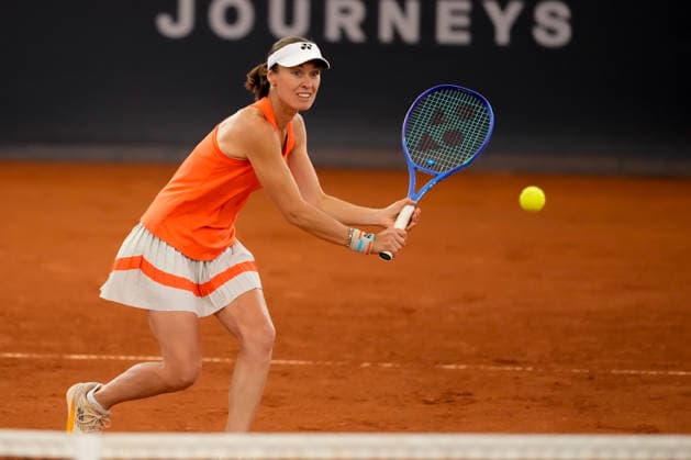 MSC Hamburg Ladies Open - Day 7 Martina Hingis of Switzerland plays during an exhibition match against Andrea Petkovic of Germany at the 2026 MSC Hamburg Ladies Open Women s tennis tournament at Am Rothenbaum in Hamburg, Germany. Hamburg Hamburg Germany  Copyright: xOwenxHammondx originalFilename:hammond-2026msch260726_npYch.jpg