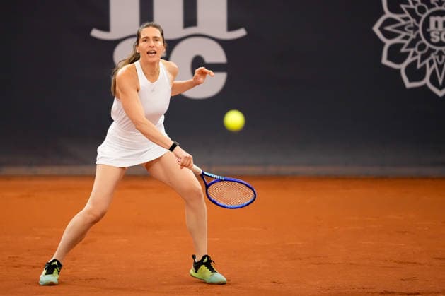 MSC Hamburg Ladies Open - Day 7 Andrea Petkovic of Germany plays during an exhibition match against Martina Hingis of Switzerland at the 2026 MSC Hamburg Ladies Open women s tennis tournament at Am Rothenbaum in Hamburg, Germany. Hamburg Hamburg Germany  Copyright: xOwenxHammondx originalFilename:hammond-2026msch260726_nplrK.jpg