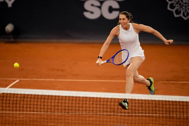 MSC Hamburg Ladies Open - Day 7 Andrea Petkovic of Germany plays during an exhibition match against Martina Hingis of Switzerland at the 2026 MSC Hamburg Ladies Open women s tennis tournament at Am Rothenbaum in Hamburg, Germany. Hamburg Hamburg Germany  Copyright: xOwenxHammondx originalFilename:hammond-2026msch260726_npwRv.jpg