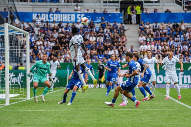 Freundschaftsspiel: Karlsruher SC vs FC Internazionale Milano, 26.07.2026 Gabriele Re Cecconi (FC Internaziolane Milano, 24) mit einem Kopfballversuch Freundschaftsspiel: Karlsruher SC vs FC Internazionale Milano, BBBank Wildpark Karlsruhe, 26.07.2026 DFB DFL REGULATIONS PROHIBIT ANY USE OF PHOTOGRAPHS AS IMAGE SEQUENCES AND OR QUASI-VIDEO. *** Friendly Match: Karlsruher SC vs. FC Internazionale Milano, July 26, 2026 Gabriele Re Cecconi, FC Internazionale Milano, No. 24, with a header attempt Friendly Match: Karlsruher SC vs. FC Internazionale Milano, BBBank Wildpark Karlsruhe, July 26, 2026 DFB and DFL regulations prohibit any use of photographs as image sequences and or quasi-video Copyright: xBEAUTIFULxSPORTS Boscox