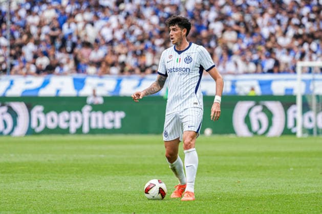 Freundschaftsspiel: Karlsruher SC vs FC Internazionale Milano, 26.07.2026 Alessandro Bastoni (FC Internaziolane Milano, 95) am Ball Freundschaftsspiel: Karlsruher SC vs FC Internazionale Milano, BBBank Wildpark Karlsruhe, 26.07.2026 DFB DFL REGULATIONS PROHIBIT ANY USE OF PHOTOGRAPHS AS IMAGE SEQUENCES AND OR QUASI-VIDEO. *** Friendly Match: Karlsruher SC vs. FC Internazionale Milano, July 26, 2026; Alessandro Bastoni (FC Internazionale Milano), 95 seconds on the ball; Friendly Match: Karlsruher SC vs. FC Internazionale Milano, BBBank Wildpark Karlsruhe, July 26, 2026 DFB and DFL regulations prohibit any use of photographs as image sequences and or quasi-video Copyright: xBEAUTIFULxSPORTS Boscox