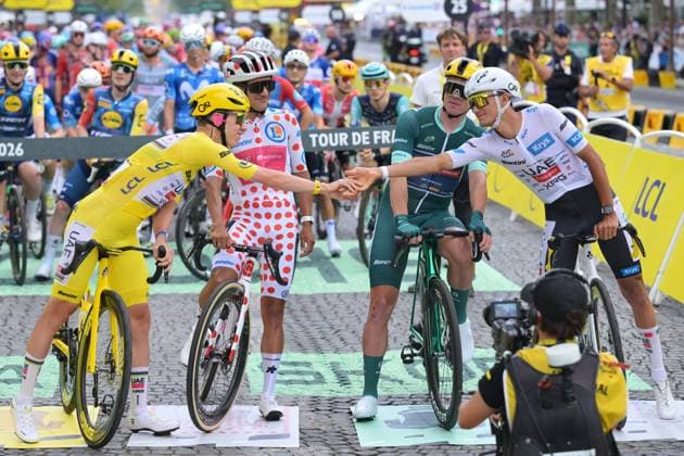 Slovenian Tadej Pogacar of UAE Team Emirates XRG, Ecuadorian Richard Carapaz of EF Education-EasyPost, Danish Mads Pedersen of Lidl-Trek and Mexican Isaac Del Toro of UAE Team Emirates XRG pictured at the start of stage 21 of the 2026 Tour de France cycling race, a stage of 130km from Thoiry to Paris Champs-Elysees , on Sunday 26 July 2026. The 113th edition of the Tour de France starts on Saturday 4 July in Barcelona, Spain, and will finish in Paris, France on the 26th of July. DAVIDxPINTENS  x182098773x