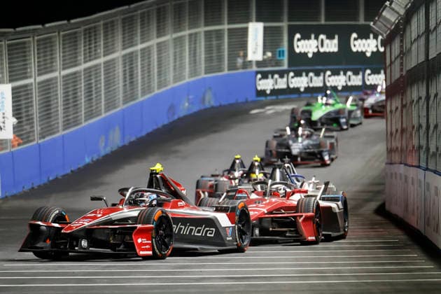July 26, 2026, Tokyo, Japan: Racers in action during the Formula E Tokyo E-Prix, round 15 of the 2025Ã¢â‚¬2026 ABB FIA Formula E World Championship, WM, Weltmeisterschaft on the temporary street circuit around the Tokyo Big Sight convention center in Tokyo. Formula E 2026: Tokyo E-Prix  - ZUMAm191 20260726_aap_m191_050 Copyright: xRodrigoxReyesxMarinx