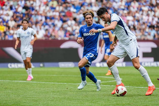 Freundschaftsspiel: Karlsruher SC vs FC Internazionale Milano, 26.07.2026 Alessandro Bastoni (FC Internaziolane Milano, 95) am Ball Freundschaftsspiel: Karlsruher SC vs FC Internazionale Milano, BBBank Wildpark Karlsruhe, 26.07.2026 DFB DFL REGULATIONS PROHIBIT ANY USE OF PHOTOGRAPHS AS IMAGE SEQUENCES AND OR QUASI-VIDEO. *** Friendly Match: Karlsruher SC vs. FC Internazionale Milano, July 26, 2026; Alessandro Bastoni (FC Internazionale Milano), 95 seconds on the ball; Friendly Match: Karlsruher SC vs. FC Internazionale Milano, BBBank Wildpark Karlsruhe, July 26, 2026 DFB and DFL regulations prohibit any use of photographs as image sequences and or quasi-video Copyright: xBEAUTIFULxSPORTS Boscox