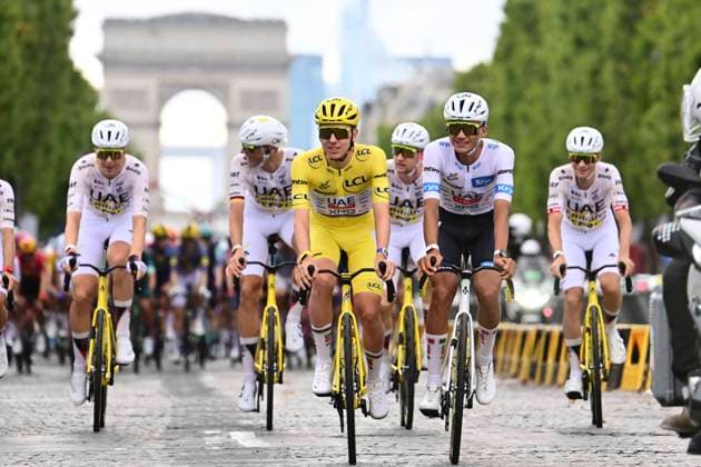 Tour de France 2026 Stage 21 PARIS CHAMPS-ELYSEES, FRANCE - JULY 26 : Pogacar Tadej (SLO) of UAE Team Emirates - XRG, Del Toro Isaac (MEX) of UAE Team Emirates - XRG during stage 21 of the 113rd edition of Tour de France an UCI World Tour 2.UWT cycling road race stage for Men Elite of 130 km with start in Thoiry and finish in Paris Champs-Elysees on July 26, 2026 in Paris Champs-Elysees, France, 26 07 2026 Paris Champs-Elysees France  Copyright: xPeterxDexVoechtx