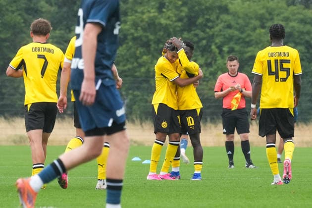 Sonntag, 26.07.2026 Saison 2026 2027 Testspiel, Freundschaftsspiel im BVB Fußballpark Hohenbuschei, Dortmund, Germany. BV Borussia Dortmund U23 - Jong FC Utrecht. Torjubel nach dem 2:0 durch Fadi Zarqelain (BVB). *** Sunday, July 26, 2026 2026–2027 Season Preseason Match, Friendly Match at BVB Fußballpark Hohenbuschei, Dortmund, Germany BV Borussia Dortmund U23 vs. Jong FC Utrecht Celebration after Fadi Zarqelain s 2–0 goal for BVB
