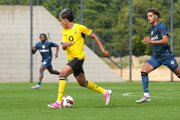 Sonntag, 26.07.2026 Saison 2026 2027 Testspiel, Freundschaftsspiel im BVB Fußballpark Hohenbuschei, Dortmund, Germany. BV Borussia Dortmund U23 - Jong FC Utrecht. Fadi Zarqelain (BVB) *** Sunday, July 26, 2026 2026–2027 Season Preseason Match, Friendly Match at BVB Fußballpark Hohenbuschei, Dortmund, Germany BV Borussia Dortmund U23 vs. Jong FC Utrecht Fadi Zarqelain BVB