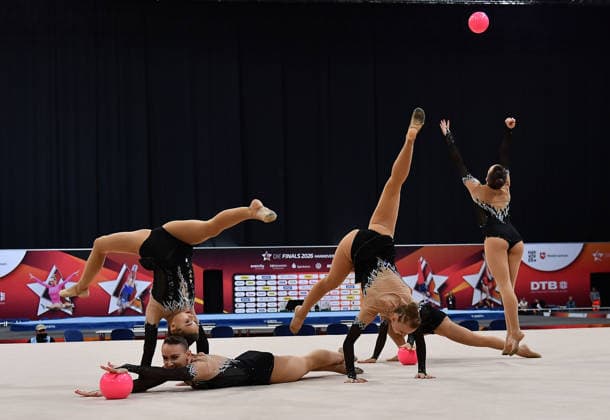 26.07.2026, xhbx, Turnen Rhythmische Sportgymnastik, Deutsche Meisterschaften 2026 v.l. Gruppe, Mannschaft TV Dahn 1910 Ball Übung (DFL DFB REGULATIONS PROHIBIT ANY USE OF PHOTOGRAPHS as IMAGE SEQUENCES and or QUASI-VIDEO) Hannover *** July 26, 2026, xhbx, Gymnastics, Rhythmic Gymnastics, 2026 German Championships, Group V, TV Dahn 1910 Team, Ball Routine. DFL and DFB regulations prohibit any use of photographs as image sequences and or quasi-video. Hanover