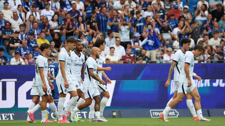 26.07.2026, xrekx, Fussball Testspiel, Karlsruher SC - Inter Mailand v.l. Torjubel nach dem Tor zum celebrating the goal celebrate 1:2 durch Andy Alune Diouf (Inter Mailand) (DFL DFB REGULATIONS PROHIBIT ANY USE OF PHOTOGRAPHS as IMAGE SEQUENCES and or QUASI-VIDEO) Karlsruhe *** July 26, 2026, xrekx, Soccer friendly match, Karlsruher SC vs. Inter Milan. Goal celebration after Andy Alune Diouf scores the 1-2 goal for Inter Milan. DFL, DFB regulations prohibit any use of photographs as image sequences and or quasi-video. Karlsruhe