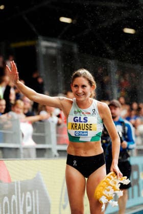 Deutsche Leichtathletik-MeisterschaftenÂ­; Bochum-Wattenscheid, 26.07.2026 Gesa Felicitas Krause winkt dem Publikum nach ihrem Wettkampf bei den Deutschen Leichtathletik-Meisterschaften (DM) im Lohrheidestadion in Bochum-Wattenscheid am 26. Juli 2026. *** German Track and Field Championships—Bochum Wattenscheid, July 26, 2026: Gesa Felicitas Krause waves to the crowd after her event at the German Track and Field Championships (DM) at Lohrheidestadion in Bochum-Wattenscheid on July 26, 2026 Copyright: xBEAUTIFULxSPORTS Flatemerschx