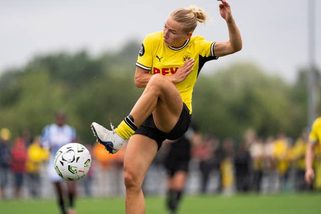 26.07.2026, GER Deutschland, Fussball, Saison 2026 2027, Testspiel zwischen Borussia Dortmund Frauen vs SC Heerenveen Vrouwen Ann-Sophie Vogel (Borussia Dortmund Frauen, 20) Dortmund BVB-Trainingsgelände Hohenbuschei Nordrhein Westfalen Deutschland *** July 26, 2026, GER Germany, Soccer, 2026–2027 Season, Friendly Match between Borussia Dortmund Women and SC Heerenveen Women; Ann Sophie Vogel, Borussia Dortmund Women, 20 Dortmund BVB Training Facility, Hohenbuschei, North Rhine-Westphalia, Germany Copyright: xnordphotoxGmbHx xSchulzex