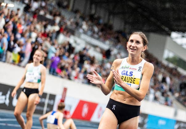 Deutsche Leichtathletik-Meisterschaften; Bochum-Wattenscheid, 26.07.2026 Applaus: Gesa Felicitas Krause (Silvesterlauf Trier) wird Deutsche Meisterin über 3000m Hindernis der Frauen; Deutsche Leichtathletik-Meisterschaften am 26.07.2026 im Lohrheidestadion in Bochum-Wattenscheid (Nordrhein-Westfalen). *** German Track and Field Championships, Bochum-Wattenscheid, July 26, 2026: Applause for Gesa Felicitas Krause, winner of the Trier New Year’s Eve Run, as she becomes the German champion in the women’s 3,000-meter steeplechase at the German Track and Field Championships on July 26, 2026, at the Lohrheidestadion in Bochum-Wattenscheid North Rhine-Westphalia Copyright: xBEAUTIFULxSPORTS R.xSchmittx