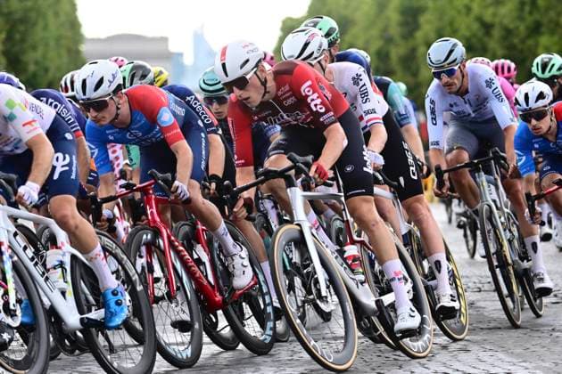Tour de France 2026 Stage 21 PARIS CHAMPS-ELYSEES, FRANCE - JULY 26 : Slock Liam (BEL) of Lotto - Intermarche during stage 21 of the 113rd edition of Tour de France an UCI World Tour 2.UWT cycling road race stage for Men Elite of 130 km with start in Thoiry and finish in Paris Champs-Elysees on July 26, 2026 in Paris Champs-Elysees, France, 26 07 2026 Paris Champs-Elysees France  Copyright: xPeterxDexVoechtx