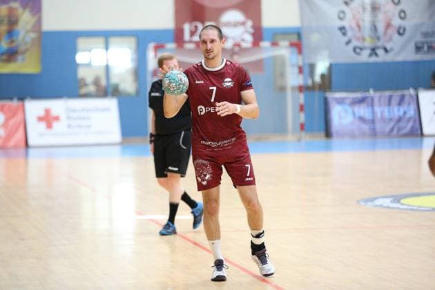 26-07.2026 xmgoodx Offenbach, Handball Männer - 125 Jahre OFC Jubliäumsspiel OFC Kickers gegen MT Melsungen Weis, Christian OFC *** July 26, 2026 xmgoodx Offenbach, Men s Handball: OFC s 125th Anniversary Match—OFC Kickers vs. MT Melsungen Weis, Christian OFC