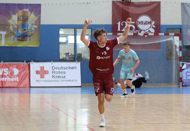 26-07.2026 xmgoodx Offenbach, Handball Männer - 125 Jahre OFC Jubliäumsspiel OFC Kickers gegen MT Melsungen Torjubel Huesmann, Nils OFC *** July 26, 2026 xmgoodx Offenbach, Men s Handball: OFC s 125th Anniversary Match—OFC Kickers vs. MT Melsungen; Goal Celebration: Huesmann, Nils (OFC)