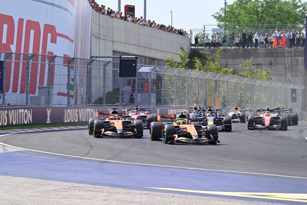 26.07.2026, Hungaroring, Budapest, FORMULA 1 AWS HUNGARIAN GRAND PRIX 2026 , im Bild Rennstart:, Oscar Piastri (AUS), McLaren Mastercard F1 Team, Lando Norris (GBR), Max Verstappen (NLD), Oracle Red Bull Racing, Lewis Hamilton (GBR), Scuderia Ferrari HP, Charles Leclerc (MCO) (Photo by Hasan Bratic DeFodi Images) - *** July 26, 2026, Hungaroring, Budapest, FORMULA 1 AWS HUNGARIAN GRAND PRIX 2026, pictured: the start of the race, Oscar Piastri (AUS), McLaren Mastercard F1 Team, Lando Norris (GBR), Max Verstappen (NLD), Oracle Red Bull Racing, Lewis Hamilton (GBR), Scuderia Ferrari HP, Charles Leclerc (MCO). Photo by Hasan Bratic, DeFodi Images