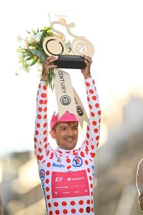 Tour de France 2026 Stage 21 PARIS CHAMPS-ELYSEES, FRANCE - JULY 26 : Carapaz Richard (ECU) of EF Education - Easypost pictured with the polka dot jersey during the podium ceremony of stage 21 of the 113rd edition of Tour de France an UCI World Tour 2.UWT cycling road race stage for Men Elite of 130 km with start in Thoiry and finish in Paris Champs-Elysees on July 26, 2026 in Paris Champs-Elysees, France, 26 07 2026 Paris Champs-Elysees France  Copyright: xGvgx