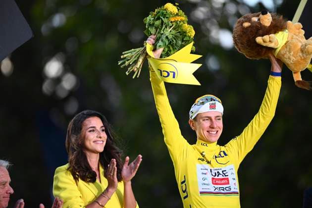 Tour de France 2026 Stage 21 PARIS CHAMPS-ELYSEES, FRANCE - JULY 26 : Pogacar Tadej (SLO) of UAE Team Emirates - XRG pictured with the yellow jersey during the podium ceremony of stage 21 of the 113rd edition of Tour de France an UCI World Tour 2.UWT cycling road race stage for Men Elite of 130 km with start in Thoiry and finish in Paris Champs-Elysees on July 26, 2026 in Paris Champs-Elysees, France, 26 07 2026 Paris Champs-Elysees France  Copyright: xGvgx