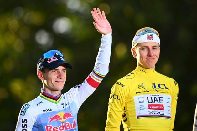 Tour de France 2026 Stage 21 PARIS CHAMPS-ELYSEES, FRANCE - JULY 26 : Pogacar Tadej (SLO) of UAE Team Emirates - XRG, Evenepoel Remco (BEL) of Red Bull - BORA - Hansgrohe pictured during the podium ceremony of the 113rd edition of Tour de France an UCI World Tour 2.UWT cycling road race stage for Men Elite of 130 km with start in Thoiry and finish in Paris Champs-Elysees on July 26, 2026 in Paris Champs-Elysees, France, 26 07 2026 Paris Champs-Elysees France  Copyright: xGvgx