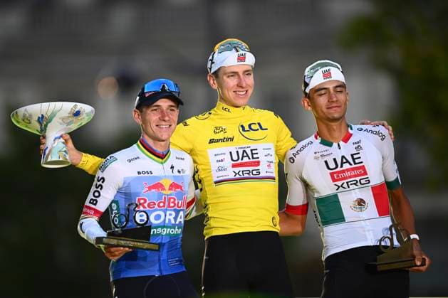 Tour de France 2026 Stage 21 PARIS CHAMPS-ELYSEES, FRANCE - JULY 26 : Pogacar Tadej (SLO) of UAE Team Emirates - XRG, Evenepoel Remco (BEL) of Red Bull - BORA - Hansgrohe, Del Toro Isaac (MEX) of UAE Team Emirates - XRG pictured during the podium ceremony of the 113rd edition of Tour de France an UCI World Tour 2.UWT cycling road race stage for Men Elite of 130 km with start in Thoiry and finish in Paris Champs-Elysees on July 26, 2026 in Paris Champs-Elysees, France, 26 07 2026 Paris Champs-Elysees France  Copyright: xGvgx