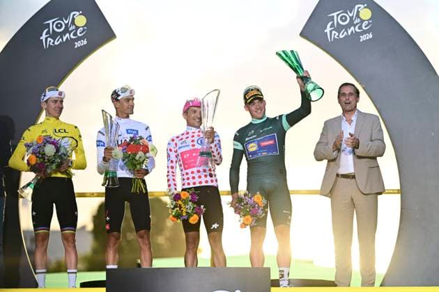 Tour de France 2026 Stage 21 PARIS CHAMPS-ELYSEES, FRANCE - JULY 26 : Pogacar Tadej (SLO) of UAE Team Emirates - XRG (yellow jersey) , Pedersen Mads (DEN) of Lidl - Trek (green jersey) , Carapaz Richard (ECU) of EF Education - Easypost (polka dot jersey), Del Toro Isaac (MEX) of UAE Team Emirates - XRG (white jersey) pictured during the podium ceremony of stage 21 of the 113rd edition of Tour de France an UCI World Tour 2.UWT cycling road race stage for Men Elite of 130 km with start in Thoiry and finish in Paris Champs-Elysees on July 26, 2026 in Paris Champs-Elysees, France, 26 07 2026 Paris Champs-Elysees France  Copyright: xPeterxDexVoechtx