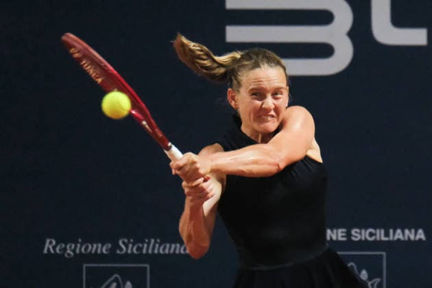 IPA87023050 - Palermo, Italy, July 2026. Country Time Club, women s singles final at the 2026 Palermo Ladies Open, a professional women s tennis tournament on the WTA, Tennis Damen 125 circuit. Pictured: Francesca Jones vs. Fiona Ferro  Copyright: xFedericoxSerra IPAxSportx xx 87023050
