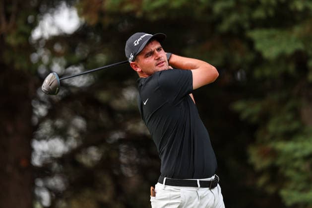 Casey Jarvis of South Africa hits his tee shot on the second tee during the final round of the 2026 3M Open at TPC Twin Cities on July 26, 2026 in Blaine, Minnesota. CSM Golf 2026: PGA, Golf Herren 3M Open: Final Round  - ZUMAc04_ 20260726_zma_c04_017 Copyright: xStevenxGarciax