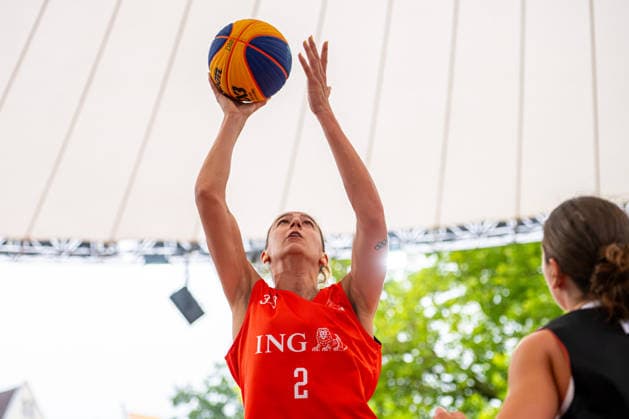 SVD 49 Dortmund (orange) gegen Wedel (schwarz) - Finale Frauen - 3x3 Basketball - Die Finals 2026 (26.07.2026, Neues Rathaus (Hannover, GER), *** SVD 49 Dortmund (orange) vs. Wedel (black) Women s 3x3 Basketball Final, The Finals 2026, July 26, 2026, New City Hall, Hanover, GER, Copyright: xJanxGuentherx