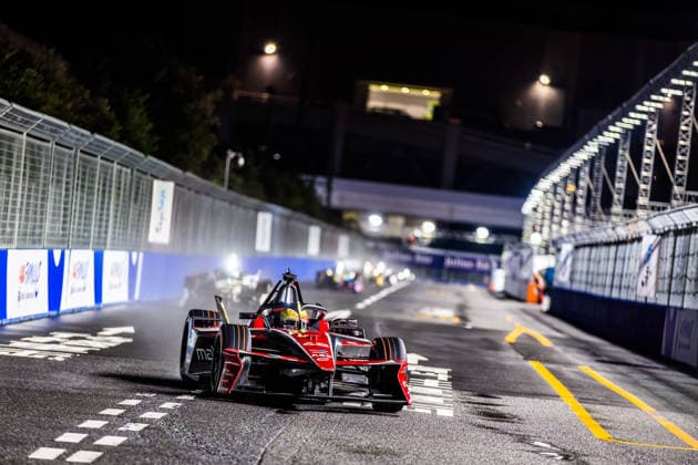 2026 FORMULA E TOKYO ePRIX 48 MORTARA Edoardo (swi), Mahindra Racing, Mahindra M12Electro, action during the Tokyo ePrix, 14th and 15th round of the 2025-26 ABB FIA Formula E World Championship, WM, Weltmeisterschaft on the Tokyo Street Circuit from July 24 to 26, 2026 in Tokyo, Japan - TokyoJapan  Copyright: xBastienxRouxx