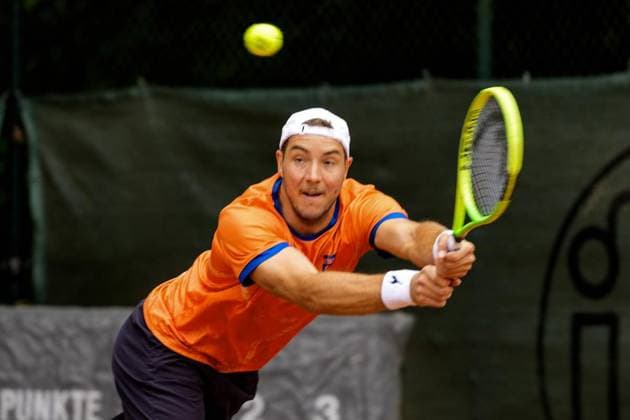 Tennis in Essen ** NUR FÜR REDAKTIONELLE ZWECKE ** EDITORIAL USE ONLY **<p>Tennis Bundesliga: TC Bredeney gegen den Kölner THC Stadion Rot-Weiss am 26.7. 2026 auf der Platzanlage am Zeißbogen 29. Jan-Lennard Struff (Bredeney) spielte gegen Jan Choinski (Köln) Michael Gohl FUNKE Foto Service< p> Deutschland Nordrhein-Westfalen Essen Copyright: MichaelxGohl *** Tennis in Essen ** FOR EDITORIAL PURPOSES ONLY ** EDITORIAL USE ONLY ** p Tennis Bundesliga: TC Bredeney vs. Cologne’s THC Stadion Rot Weiss on July 26, 2026, at the tennis complex at Zeißbogen 29. Jan Lennard Struff (Bredeney) played against Jan Choinski (Cologne). Michael Gohl, FUNKE Photo Service. p Sports, Germany, North Rhine-Westphalia, Essen. Copyright MichaelxGohl Copyright: MichaelxGohl doc86w03nusqq8118qkisia ,EDITORIAL USE ONLY