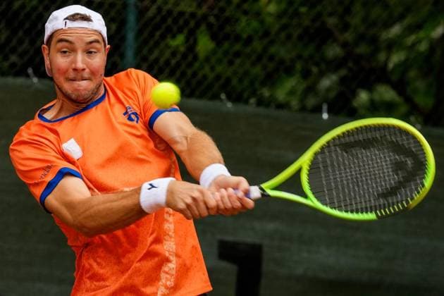 Tennis in Essen ** NUR FÜR REDAKTIONELLE ZWECKE ** EDITORIAL USE ONLY **<p>Tennis Bundesliga: TC Bredeney gegen den Kölner THC Stadion Rot-Weiss am 26.7. 2026 auf der Platzanlage am Zeißbogen 29. Jan-Lennard Struff (Bredeney) spielte gegen Jan Choinski (Köln) Michael Gohl FUNKE Foto Service< p> Deutschland Nordrhein-Westfalen Essen Copyright: MichaelxGohl *** Tennis in Essen ** FOR EDITORIAL PURPOSES ONLY ** EDITORIAL USE ONLY ** p Tennis Bundesliga: TC Bredeney vs. Cologne’s THC Stadion Rot Weiss on July 26, 2026, at the tennis complex at Zeißbogen 29. Jan Lennard Struff (Bredeney) played against Jan Choinski (Cologne). Michael Gohl, FUNKE Photo Service. p Sports, Germany, North Rhine-Westphalia, Essen. Copyright MichaelxGohl Copyright: MichaelxGohl doc86w03o4wo55v405zmhy ,EDITORIAL USE ONLY