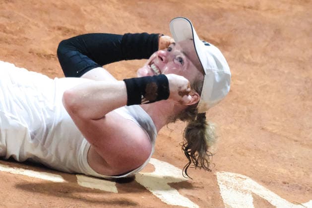IPA87027543 - Palermo, Italy, July 2026. Country Time Club, women s singles final at the 2026 Palermo Ladies Open, a professional women s tennis tournament on the WTA, Tennis Damen 125 circuit. Pictured: Francesca Jones celebrating her victory  Copyright: xFedericoxSerra IPAxSportx xx 87027543